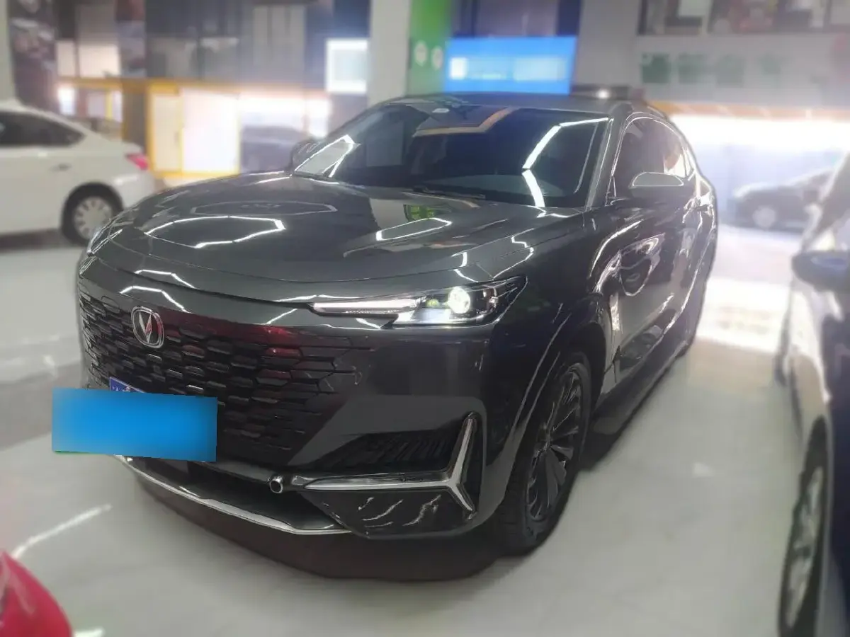 2021 ChangAn UNI-K 2.0T 233HP L4 8AT