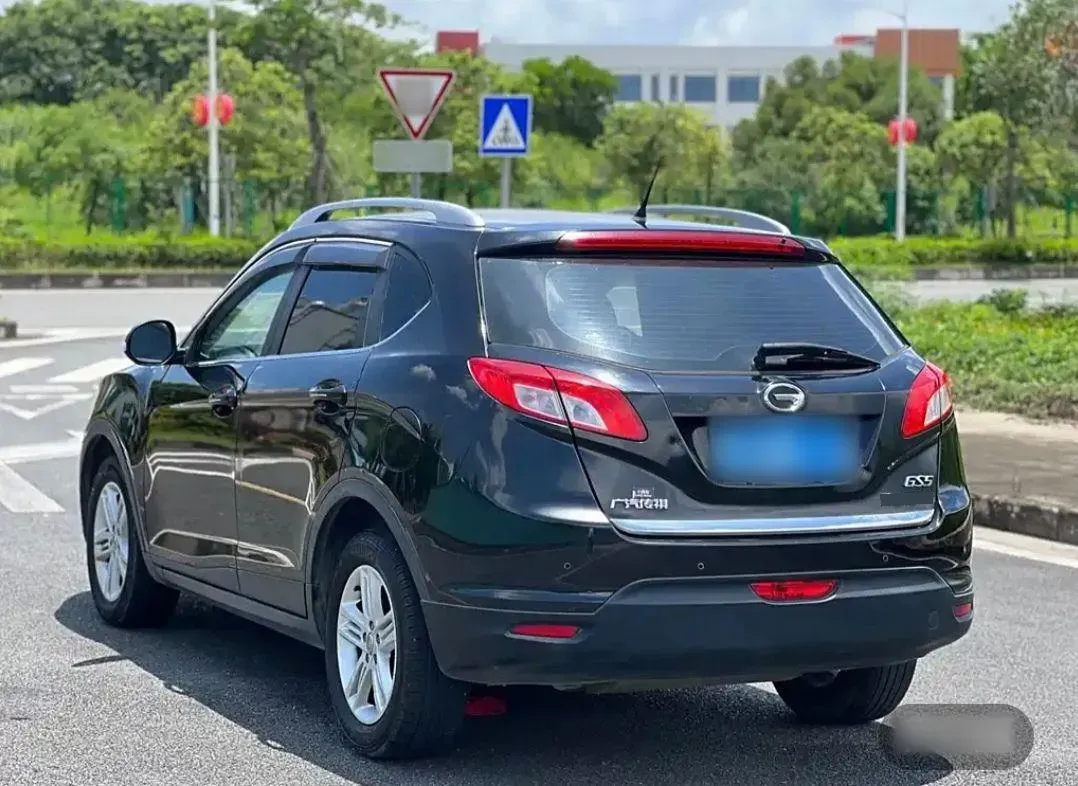 2015 GAC Trumpchi GS5 Super 2.0L 147HP L4 5AT,autocango,china used car exporter,china ev exporter,chinese used car exporter,chinese used ev exporter