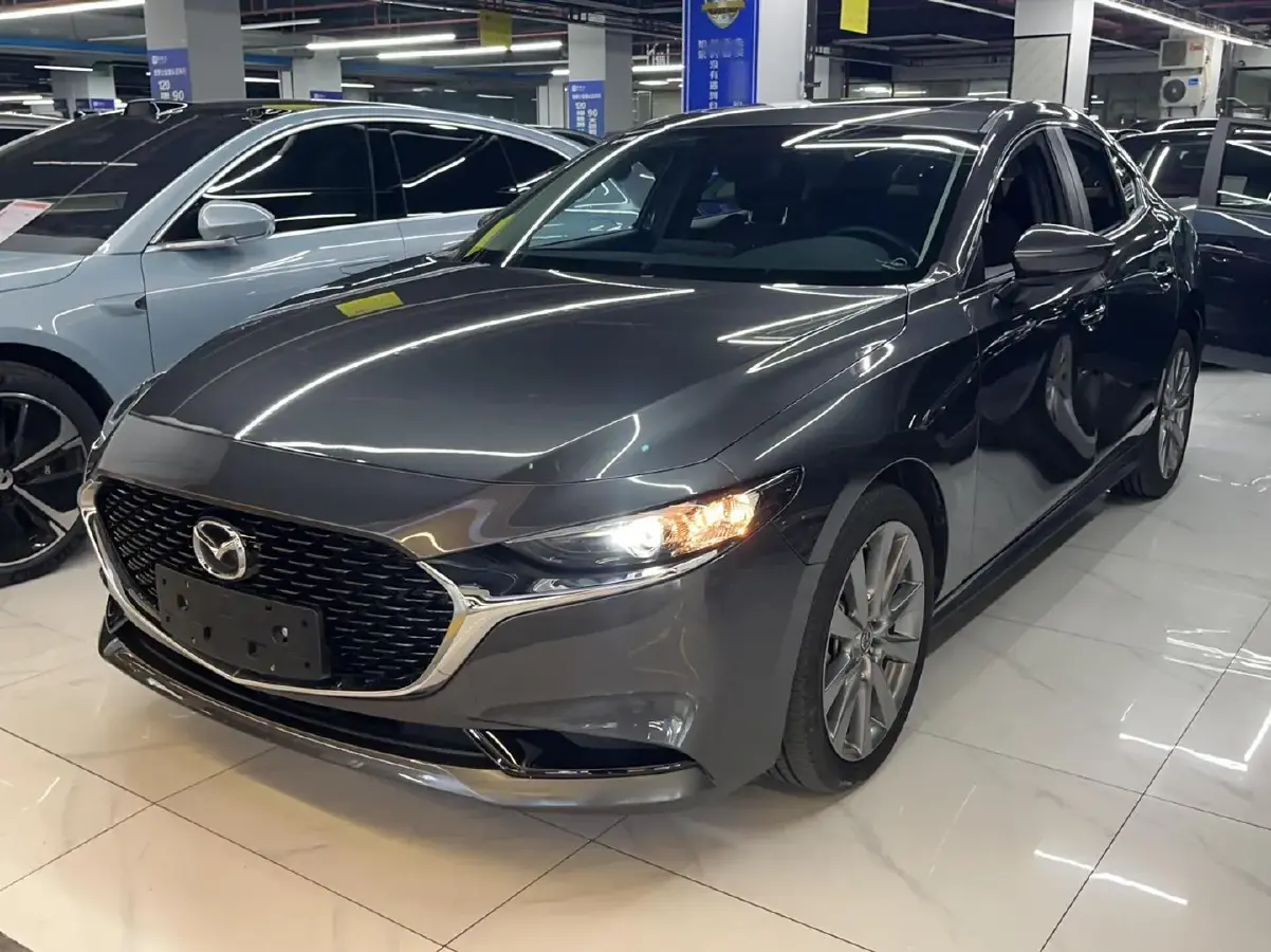 2021 Mazda 3 Axela 2.0L 158HP L4 6AT