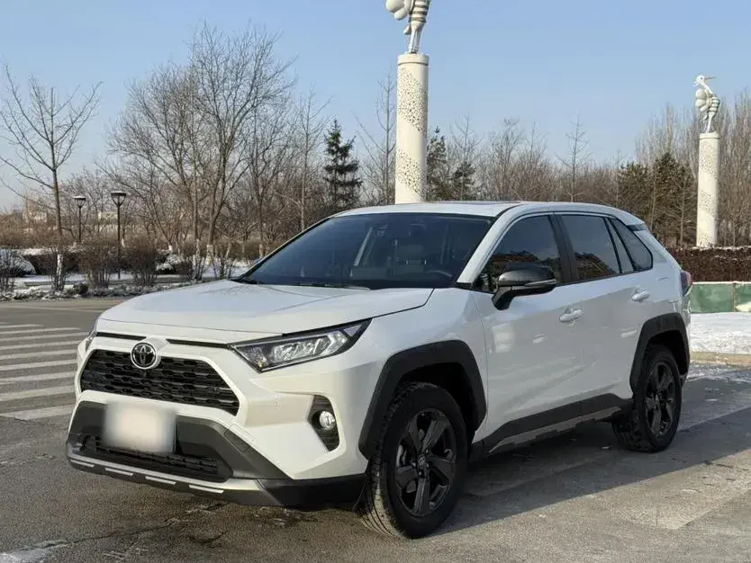 2022 Toyota RAV4 2.0L 171HP L4 CVT