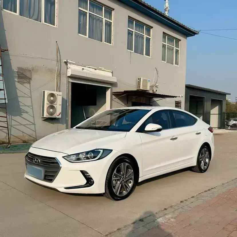 2016 Hyundai Elantra 1.6L 130HP L4 6AT