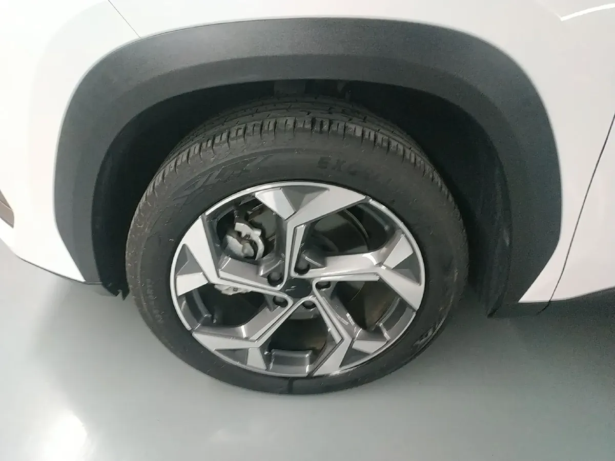 2021 Geely Monjaro 2.0T 218HP L4 7DCT,autocango,china used car exporter,china ev exporter,chinese used car exporter,chinese used ev exporter