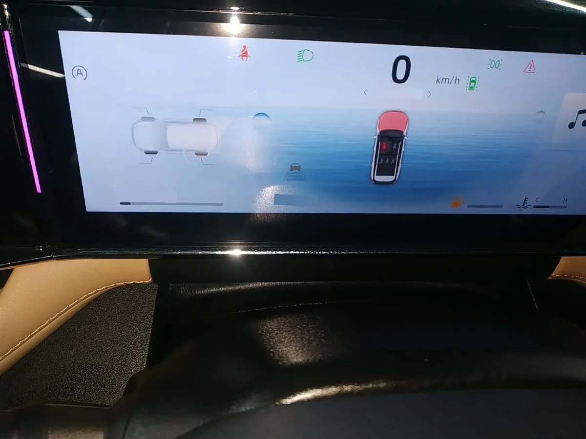 2021 Geely Monjaro 2.0T 218HP L4 7DCT,autocango,china used car exporter,china ev exporter,chinese used car exporter,chinese used ev exporter