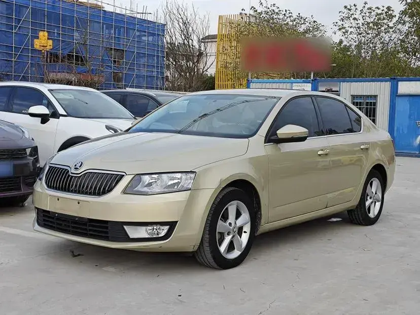 2015 Skoda Octavia 1.6L 110HP L4 6AT