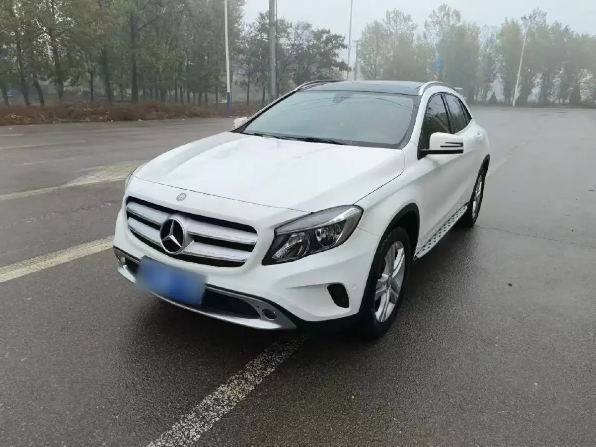 2016 Mercedes-Benz GLA Class 1.6T 156HP L4 7DCT