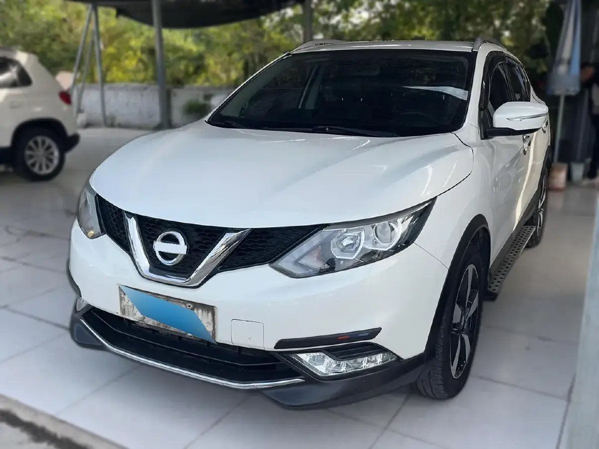 2017 Nissan Qashqai 2.0L 150HP L4 CVT