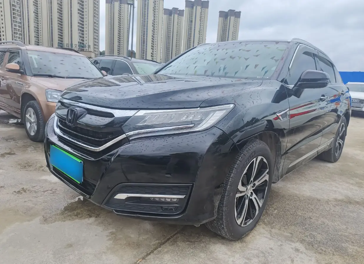 2017 Honda UR-V 2.0T 272HP L4 9AT