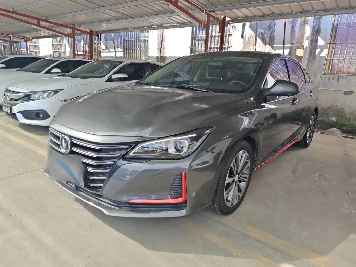 2021 ChangAn Raeton CC 1.5T 180HP L4 7DCT