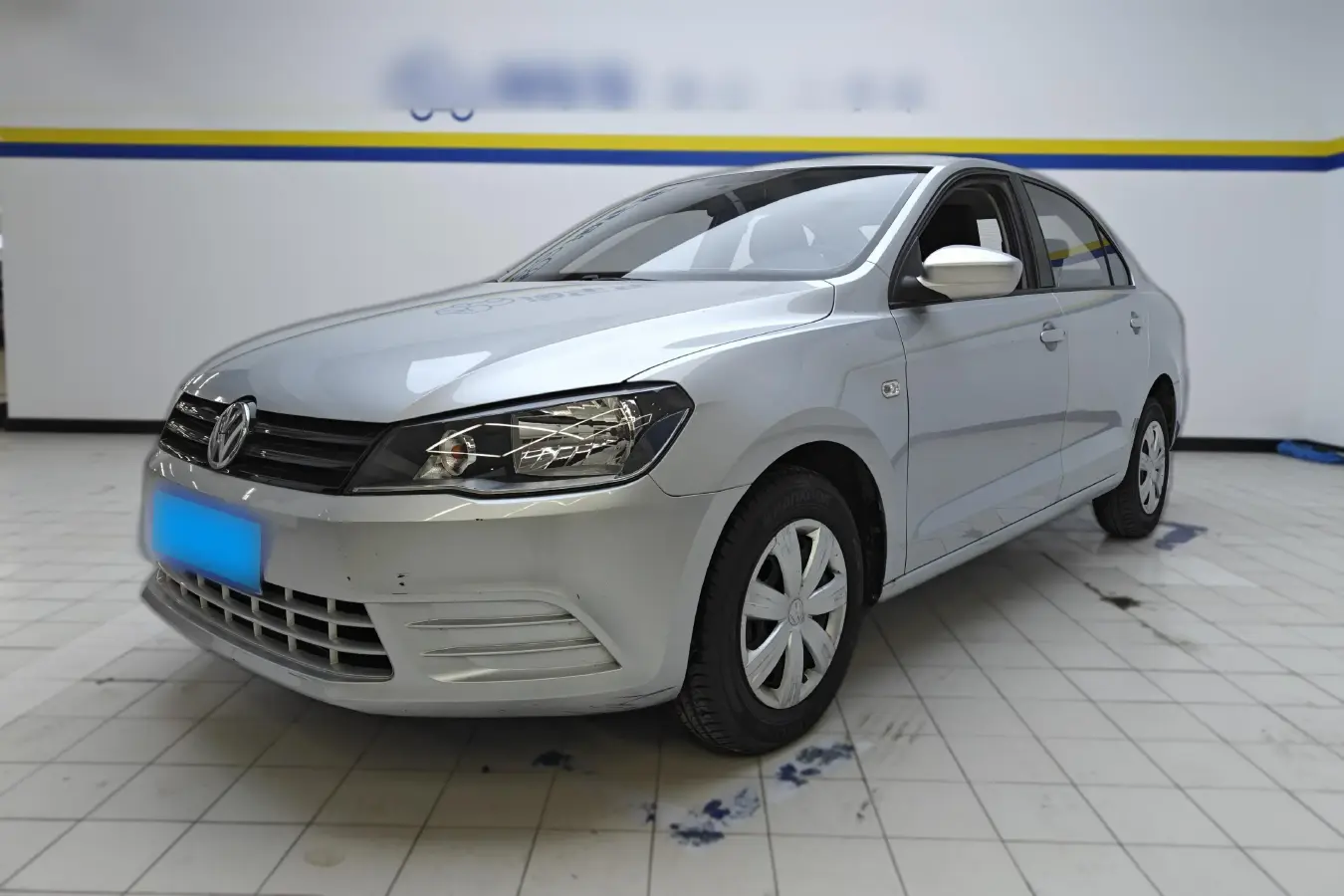 2015 Volkswagen Jetta 1.4L 90HP L4 5MT