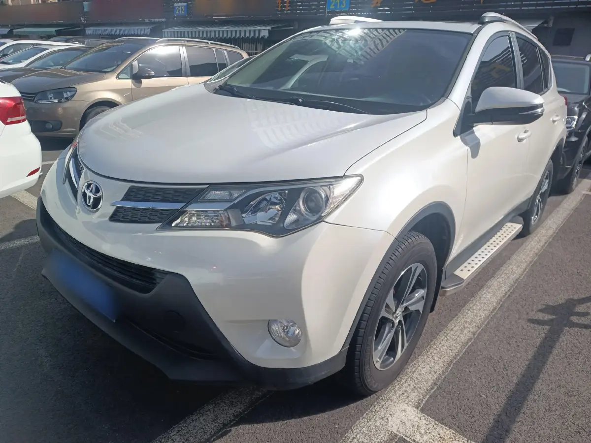 2015 Toyota RAV4 2.0L 147HP L4 CVT