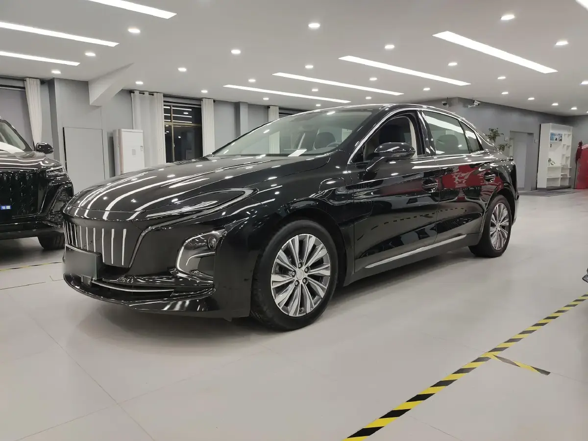 2022 HongQi E-QM5 BEV 54KWH