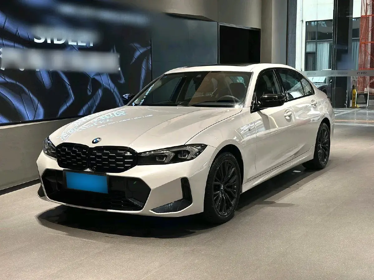 2025 BMW 3 Series 2.0T 184HP L4 8AT