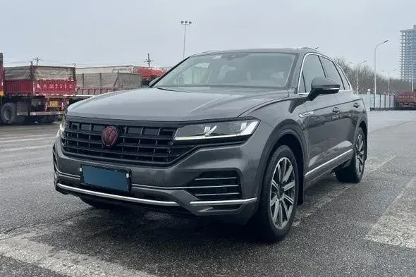 2019 Volkswagen Touareg 2.0T 252HP L4 8AT