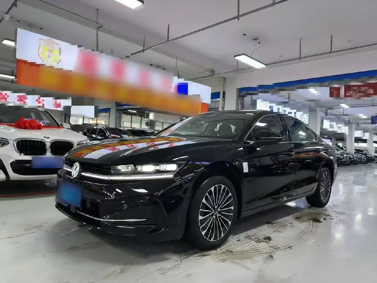 2024 Volkswagen Magotan 2.0T 220HP L4 7DCT