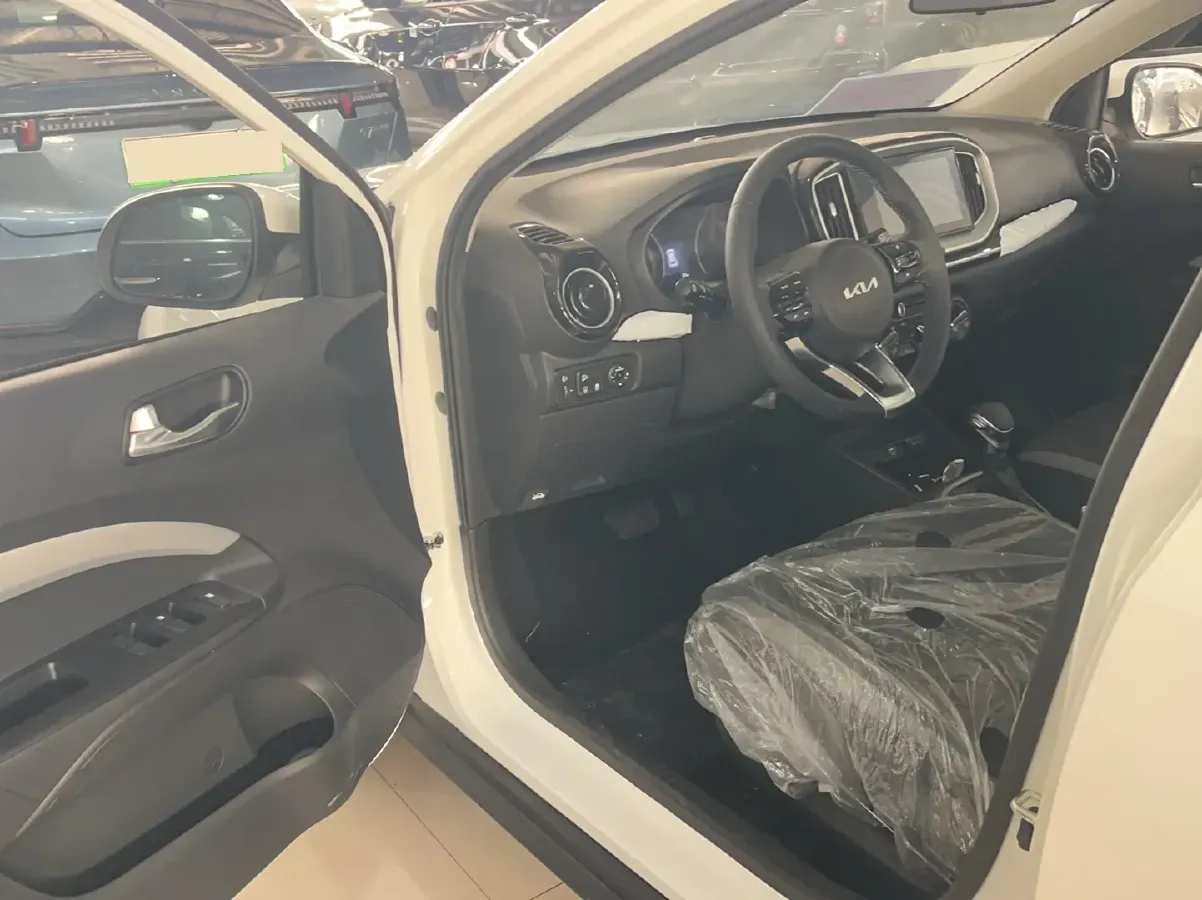 2021 Kia KX1 1.4L 100HP L4 CVT,autocango,china used car exporter,china ev exporter,chinese used car exporter,chinese used ev exporter