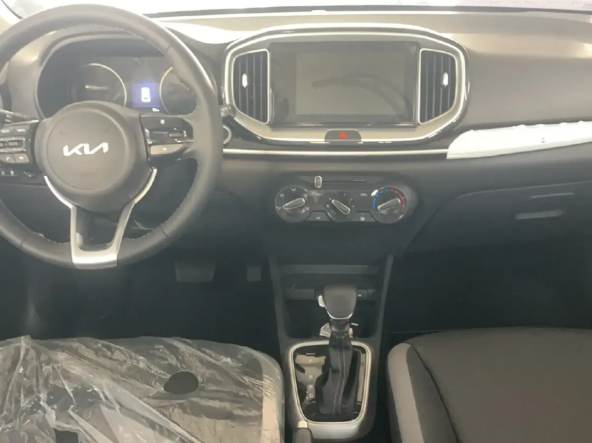 2021 Kia KX1 1.4L 100HP L4 CVT,autocango,china used car exporter,china ev exporter,chinese used car exporter,chinese used ev exporter
