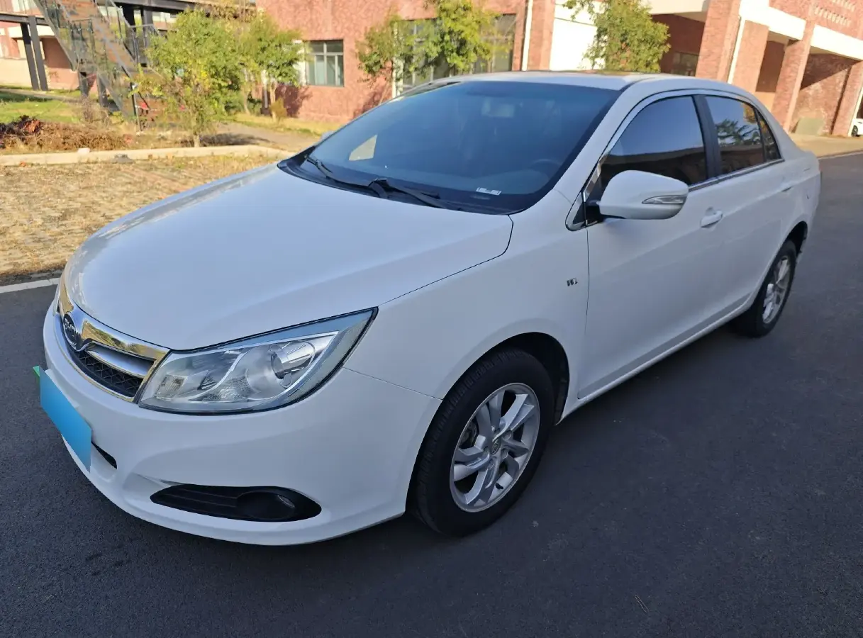 2014 BYD SuRui 1.5L 109HP L4 5MT