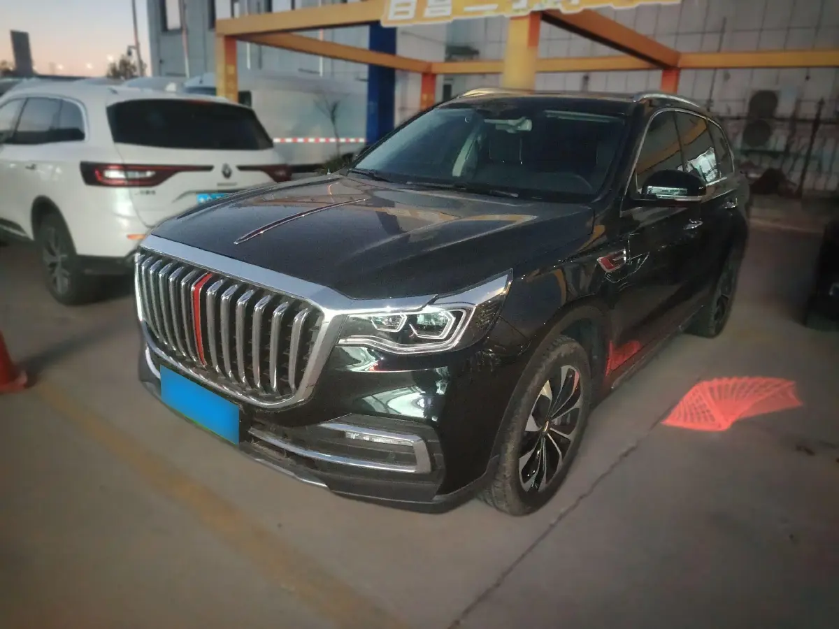 2022 HongQi HS7 2.0T 252HP L4 7DCT