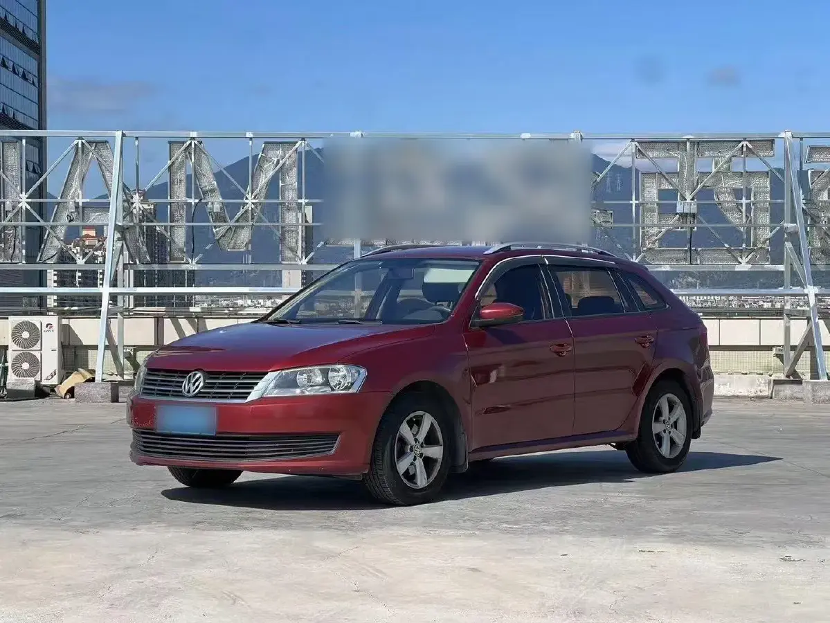 2013 Volkswagen Gran Lavida 1.6L 110HP L4 6AT