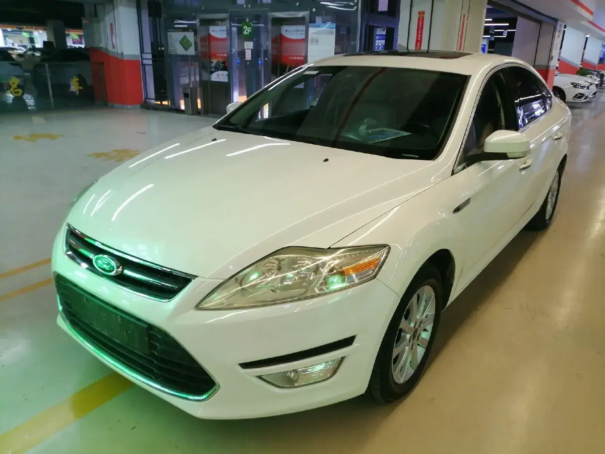 2013 Ford Mondeo 2.3L 160HP L4 6AT