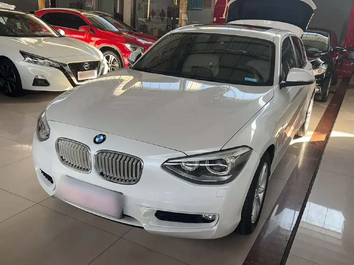 2013 BMW 1 Series 1.6T 136HP L4 8AT