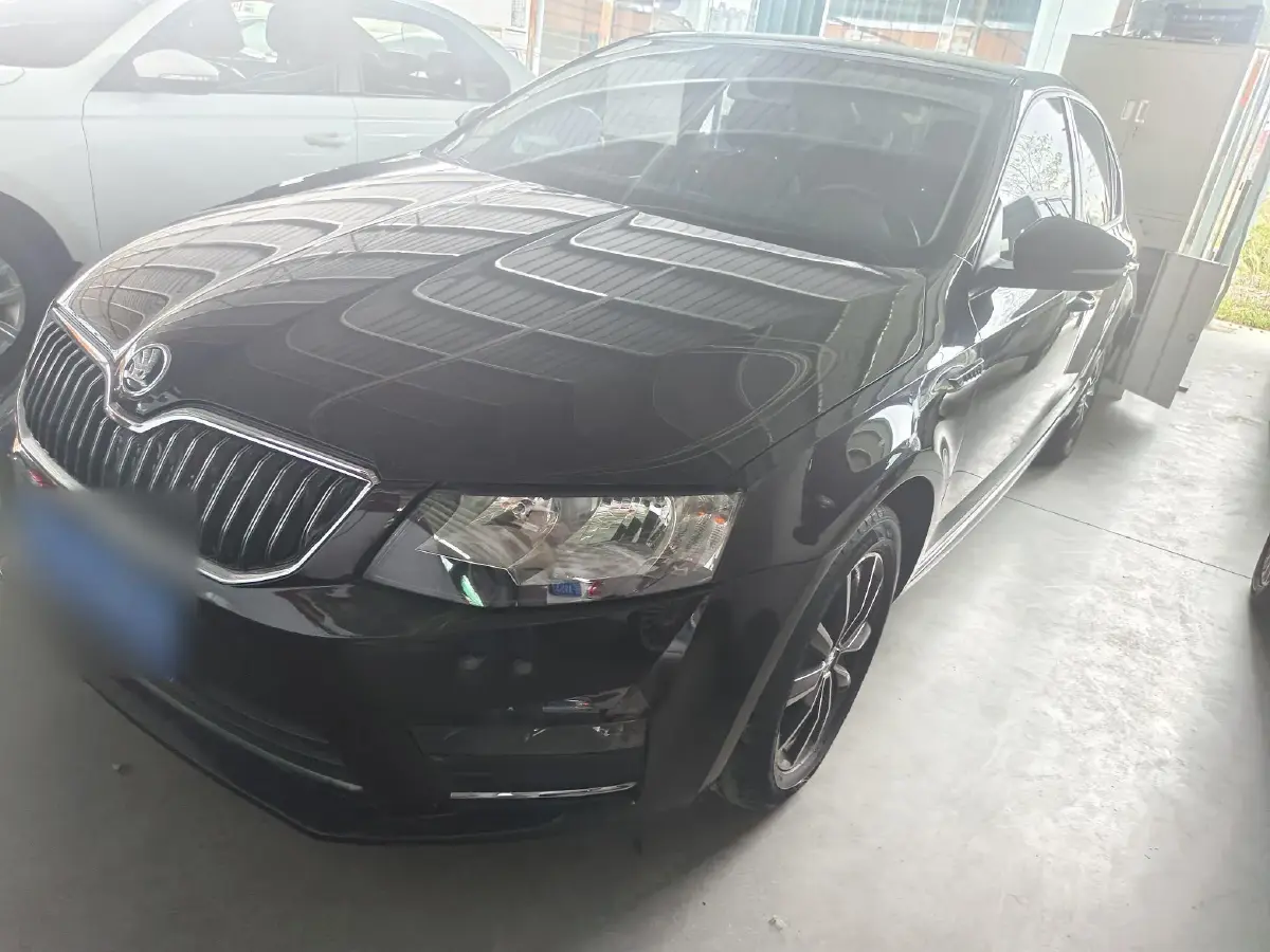 2017 Skoda Octavia 1.4T 150HP L4 7DCT