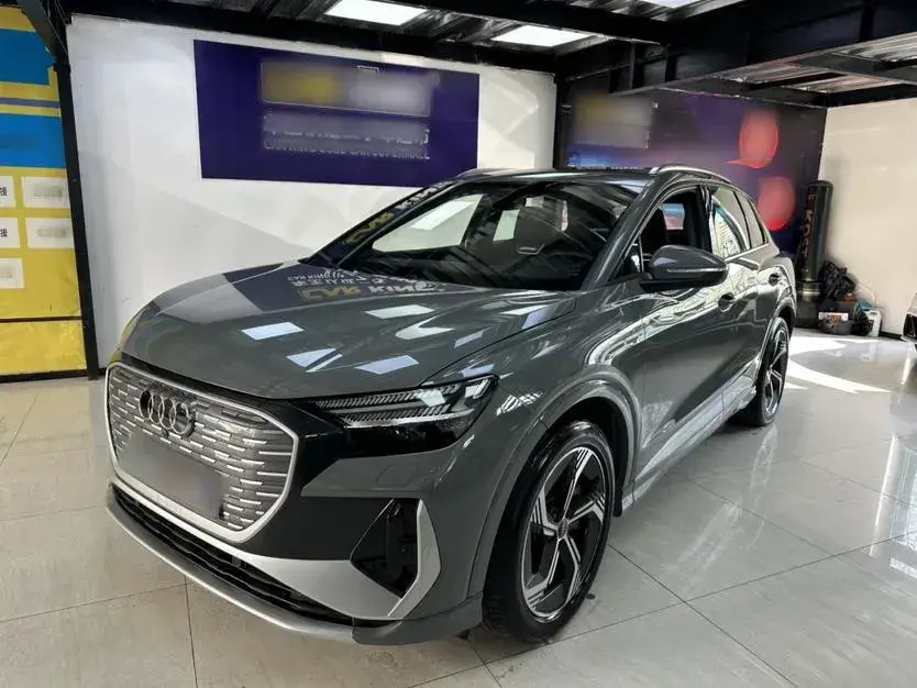 2022 Audi Q4 e-tron BEV 84.8KWH