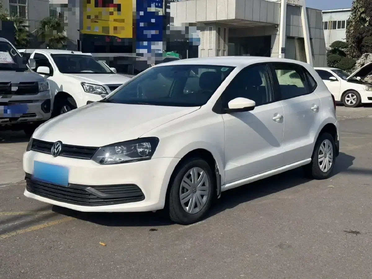 2016 Volkswagen Polo 1.4L 90HP L4 5MT