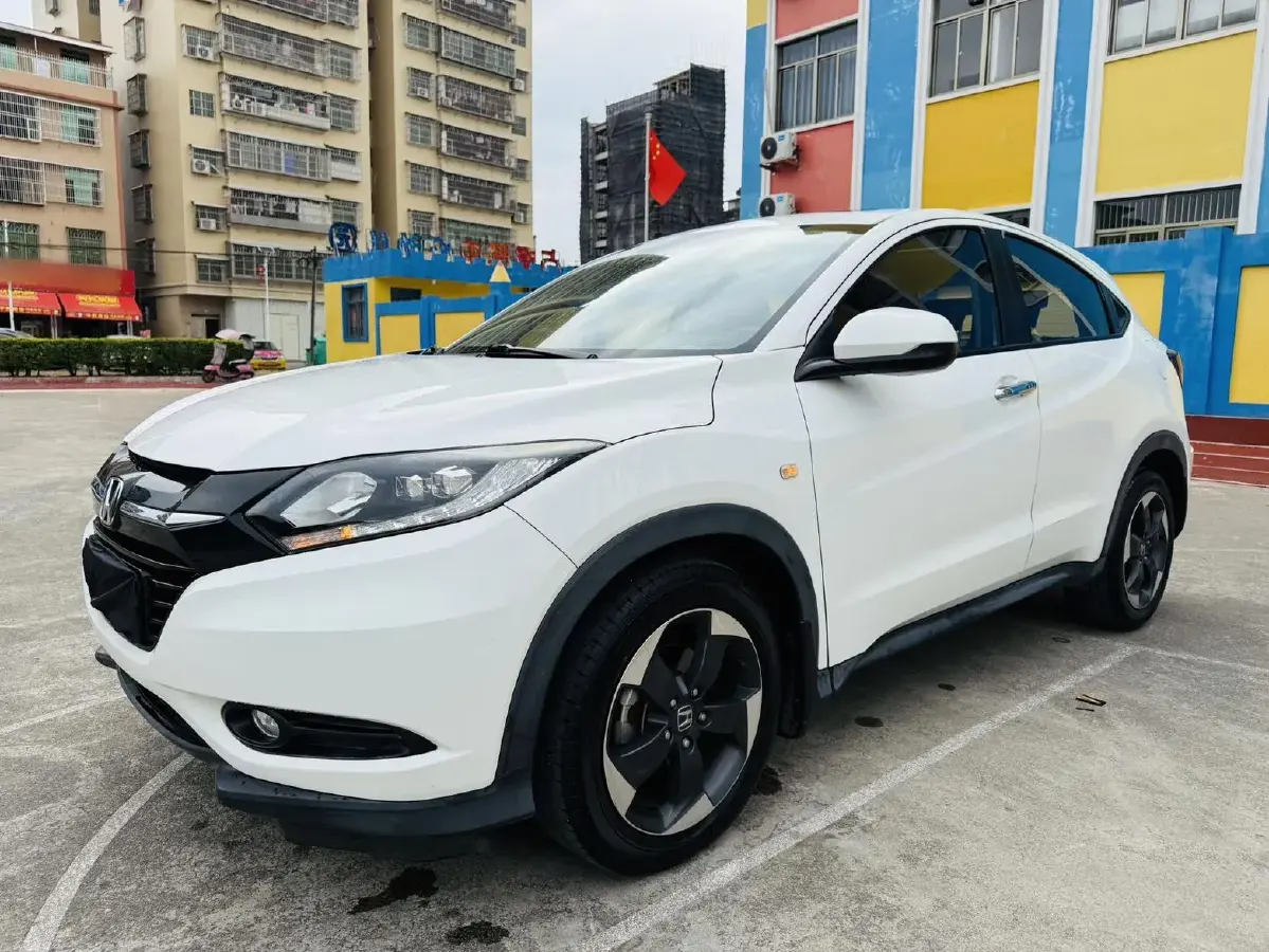 2017 Honda Vezel 1.8L 136HP L4 CVT