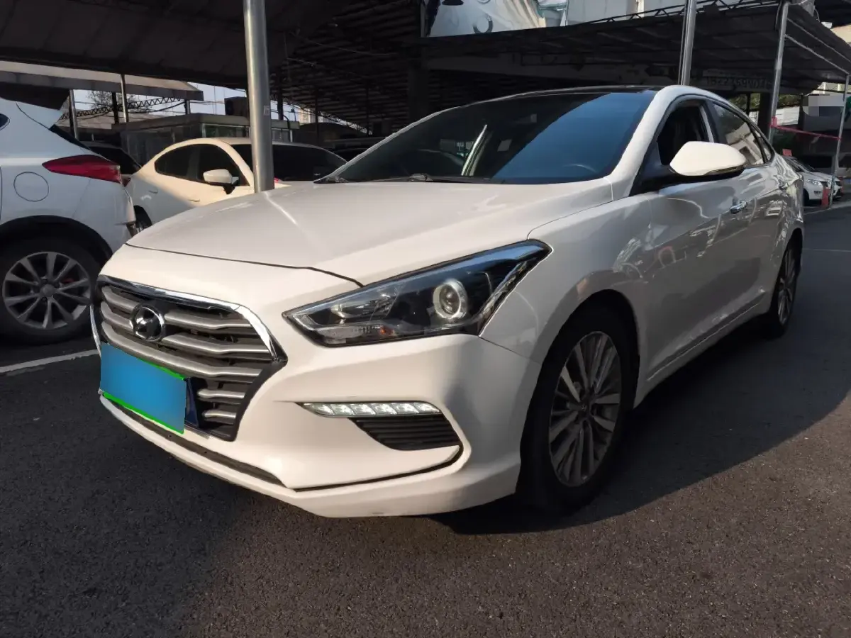 2017 Hyundai Mistra 1.8L 143HP L4 6AT