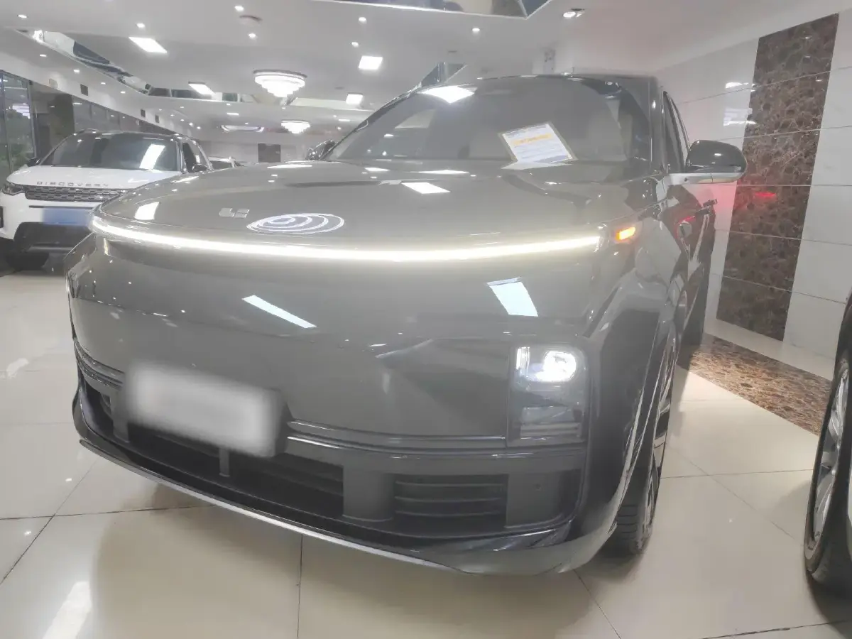 2023 Li L8 Range Extended 154HP REEV 40.9KWH