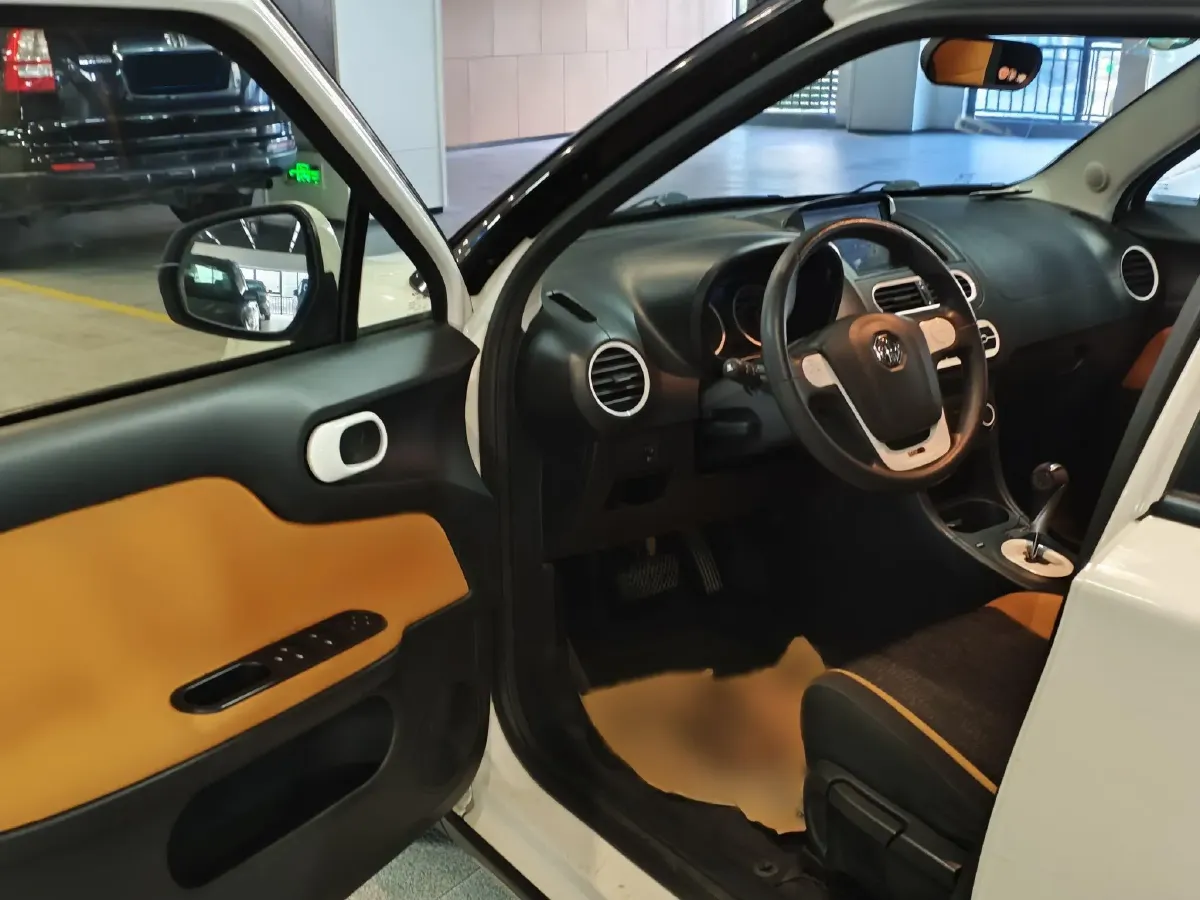 2015 MG 3SW 1.5L 109HP L4 5AMT,autocango,china used car exporter,china ev exporter,chinese used car exporter,chinese used ev exporter