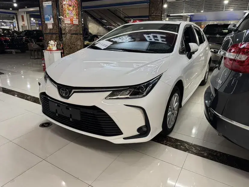 2021 Toyota Corolla 1.2T 116HP L4 CVT