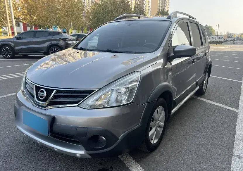 2013 Nissan Livina 1.6L 124HP L4 CVT
