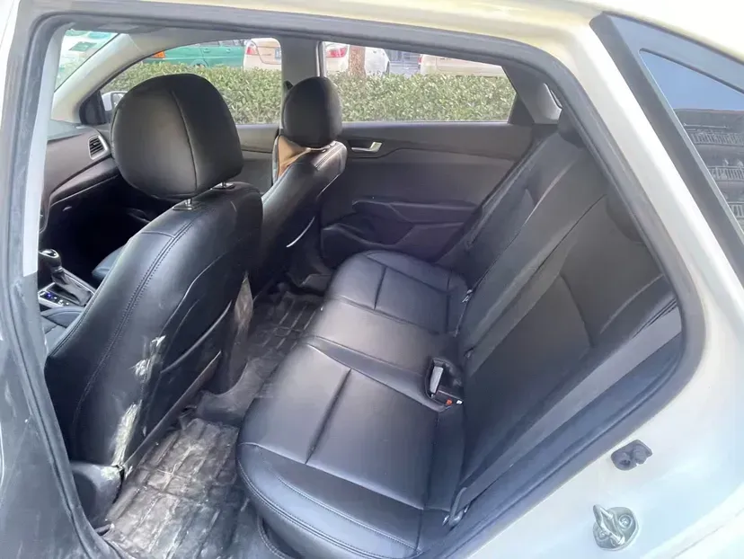 2017 Hyundai Verna RV 1.4L 100HP L4 6AT,autocango,china used car exporter,china ev exporter,chinese used car exporter,chinese used ev exporter