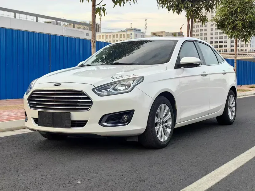 2015 Ford Escort 1.5L 113HP L4 6AT,autocango,china used car exporter,china ev exporter,chinese used car exporter,chinese used ev exporter