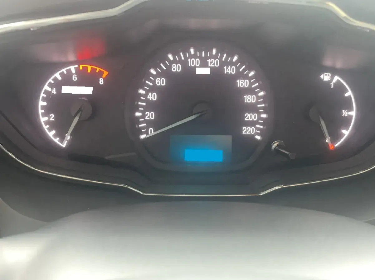 2015 Ford Escort 1.5L 113HP L4 6AT,autocango,china used car exporter,china ev exporter,chinese used car exporter,chinese used ev exporter