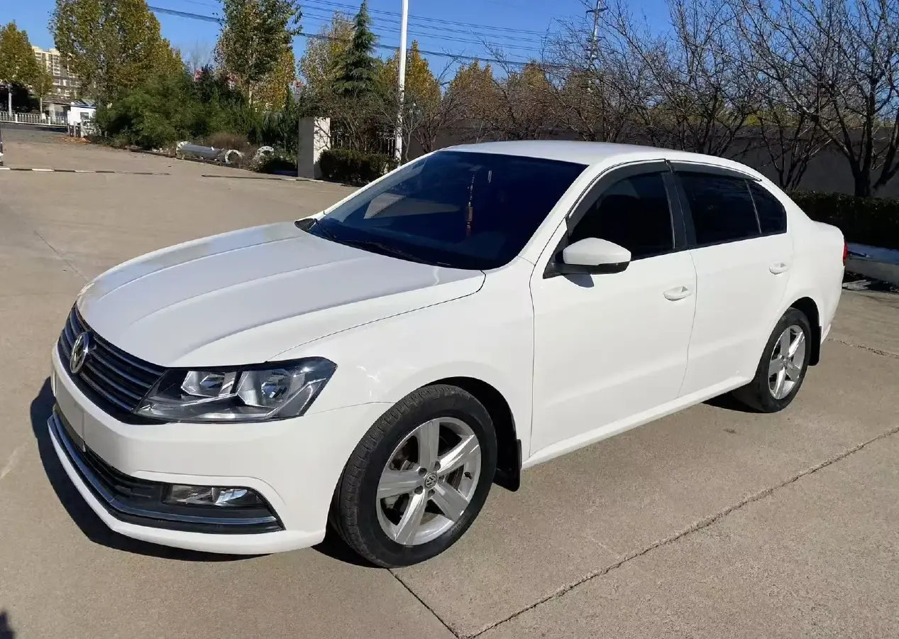 2017 Volkswagen Lavida 1.6L 110HP L4 6AT