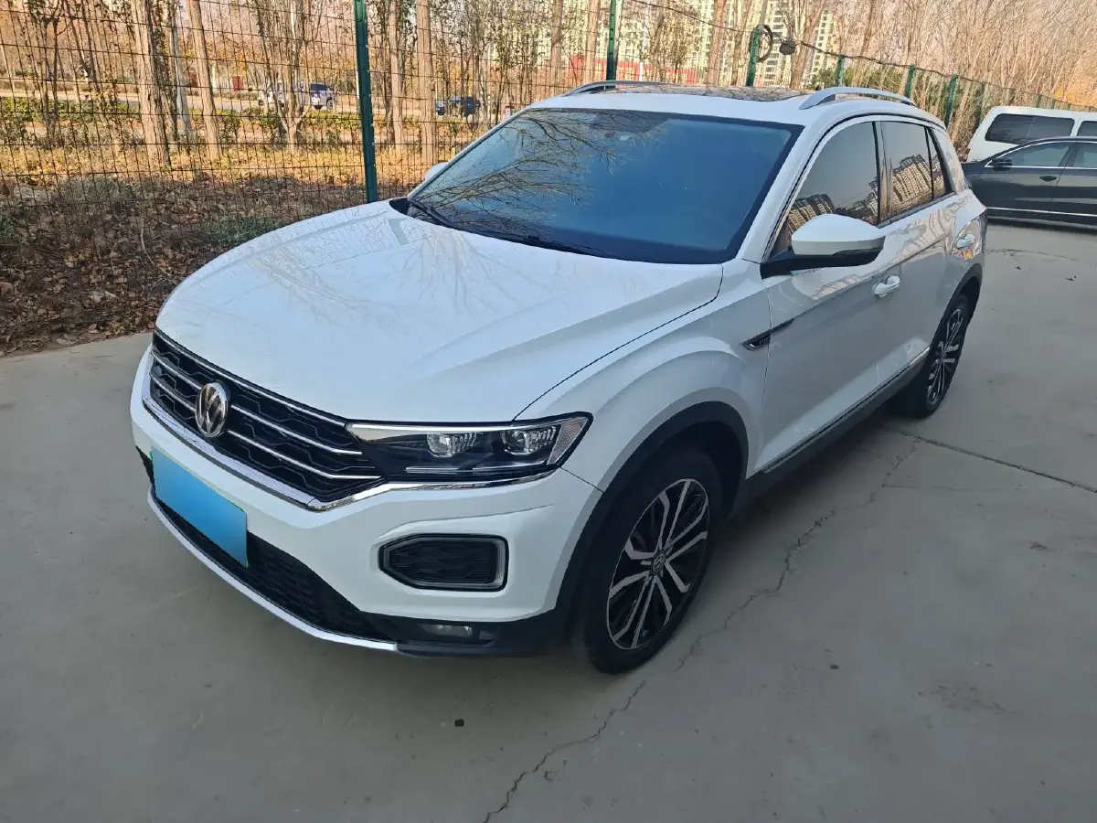 2019 Volkswagen T-Roc 1.4T 150HP L4 7DCT
