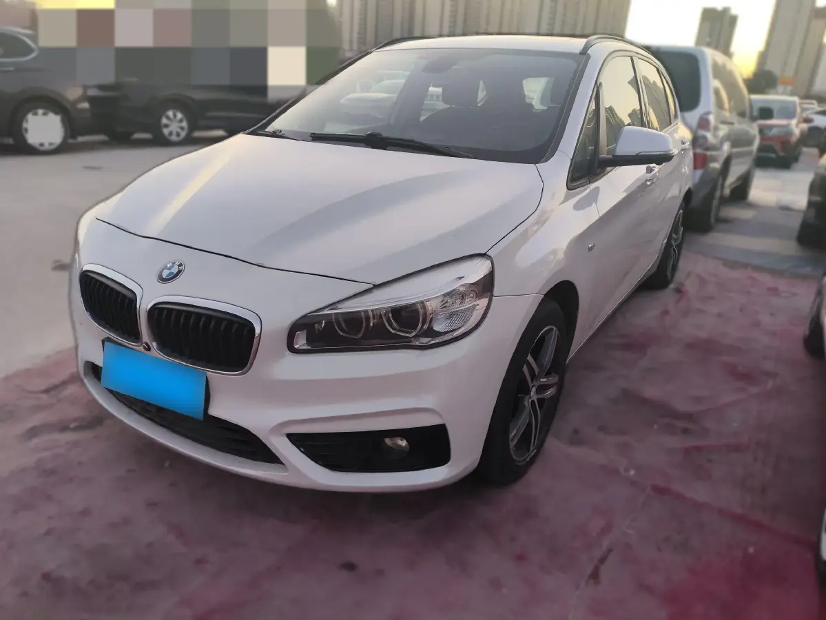 2016 BMW 2 Series Wagon 1.5T 136HP L3 6AT