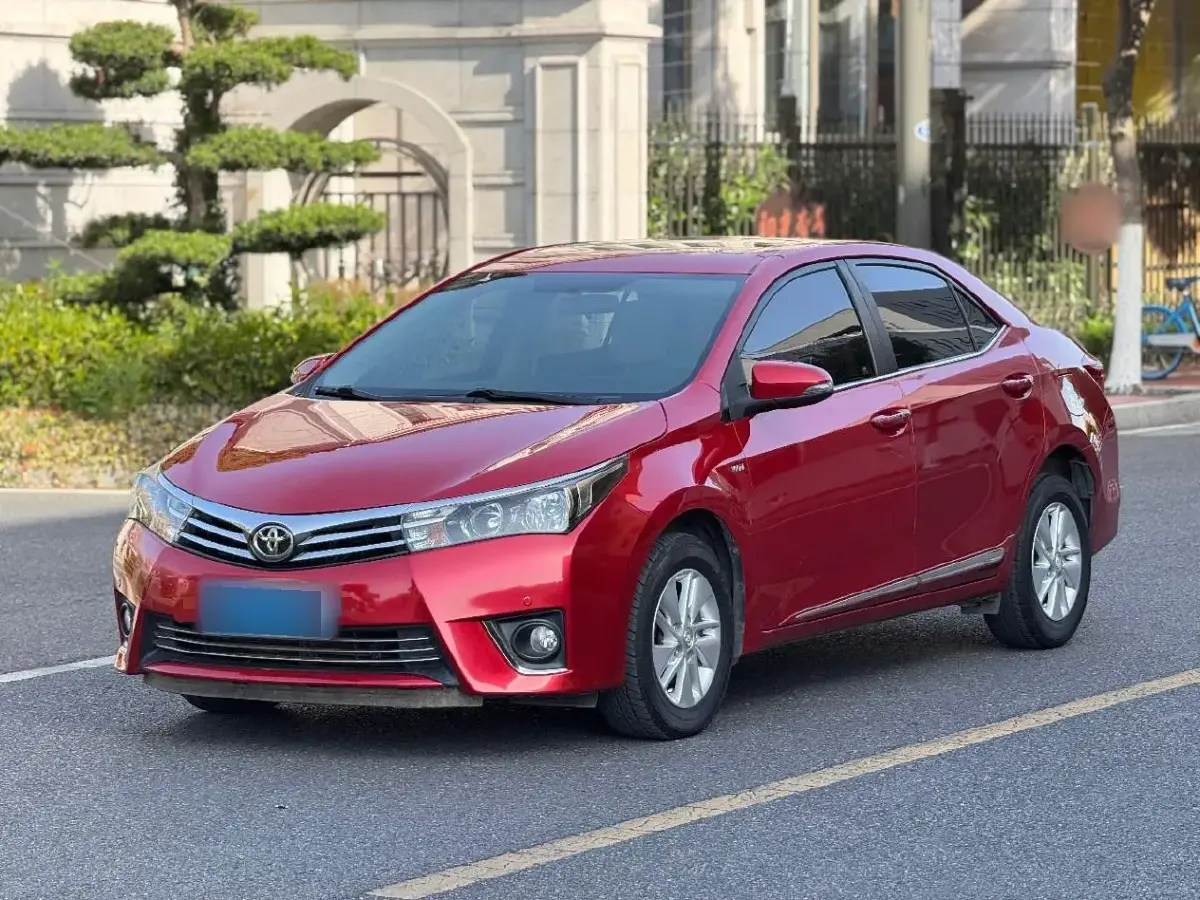 2014 Toyota Corolla 1.6L 122HP L4 CVT