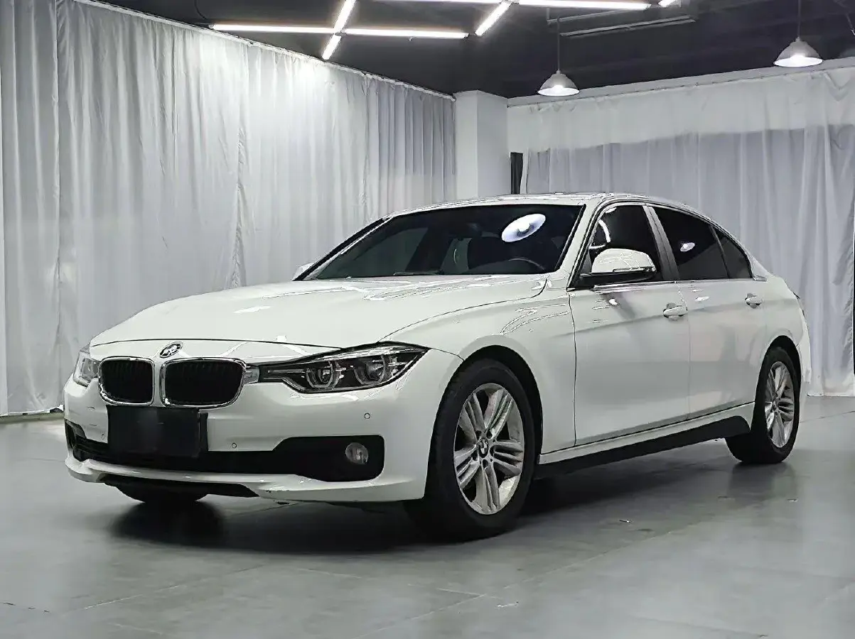 2017 BMW 3 Series 2.0T 184HP L4 8AT