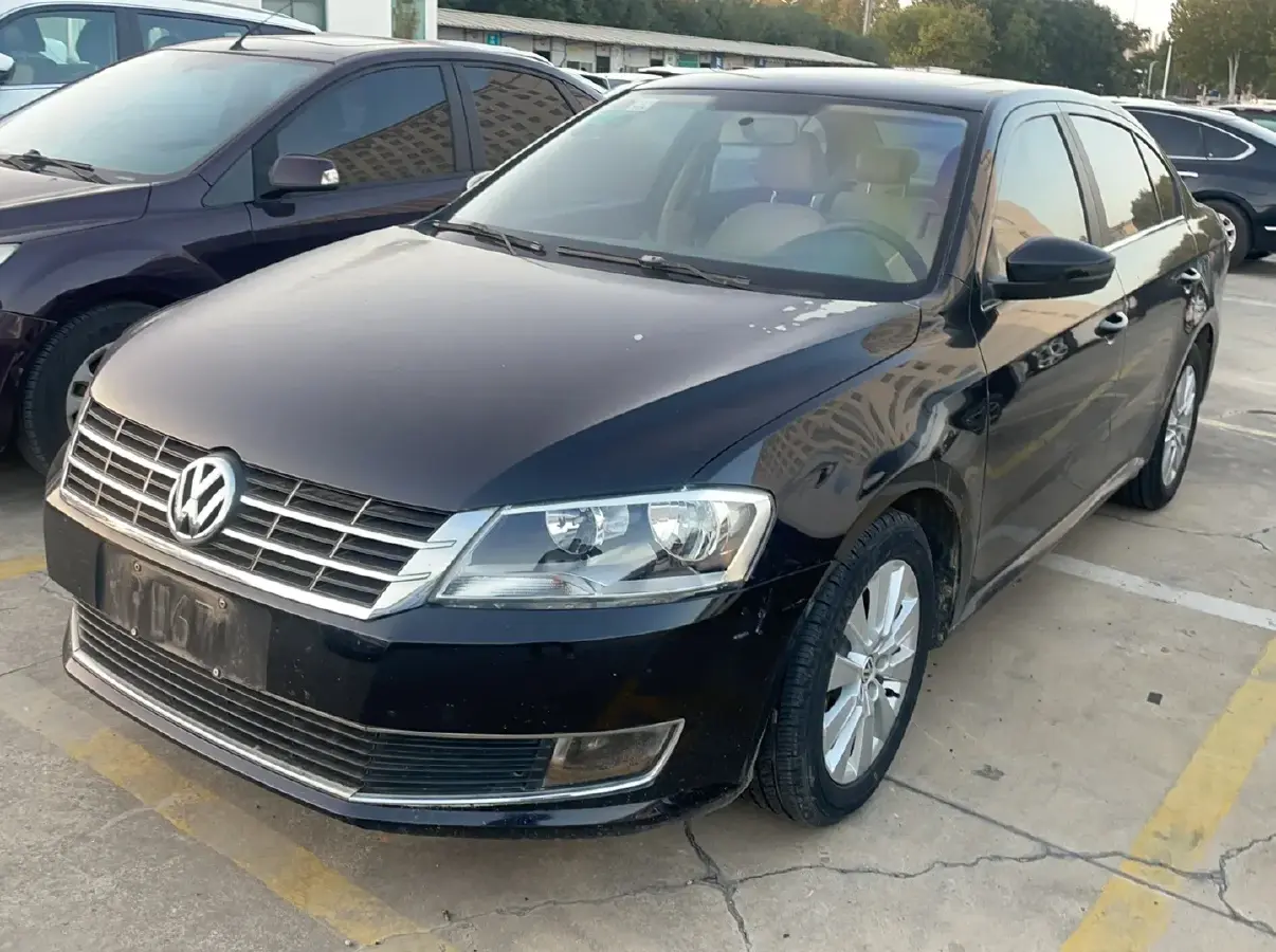 2013 Volkswagen Lavida 1.6L 110HP L4 5MT