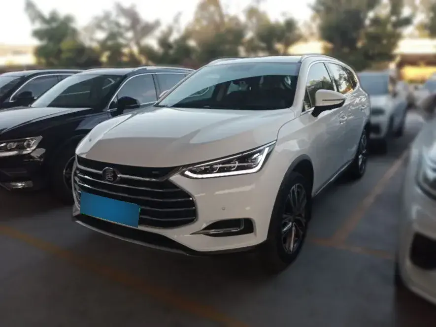 2018 BYD Tang 2.0T 205HP L4 6AT