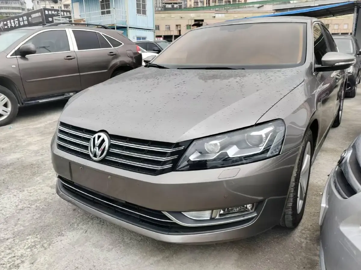 2014 Volkswagen Passat 1.8T 160HP L4 7DCT