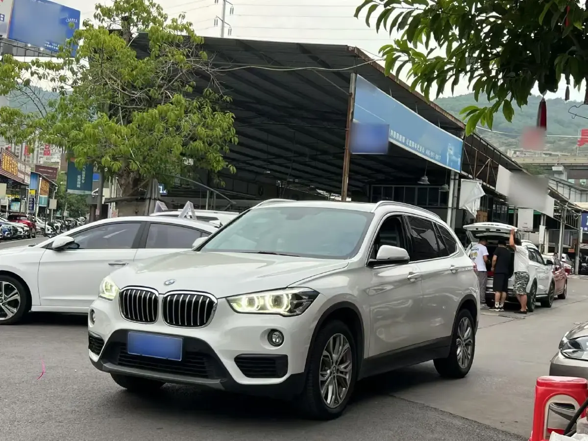 2019 BMW X1 2.0T 192HP L4 8AT