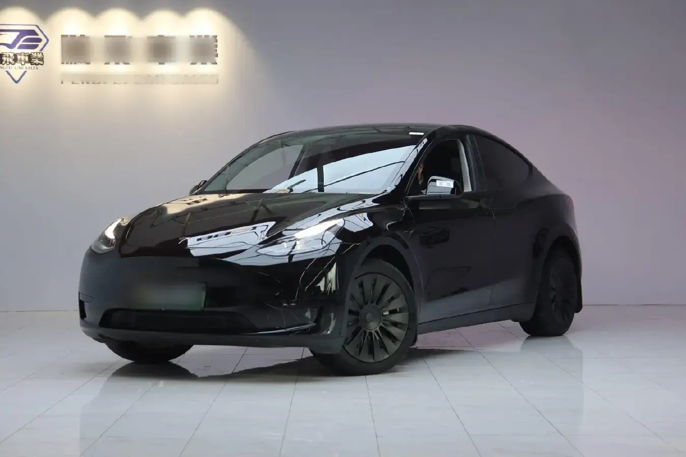 2022 Tesla Model Y BEV 60KWH