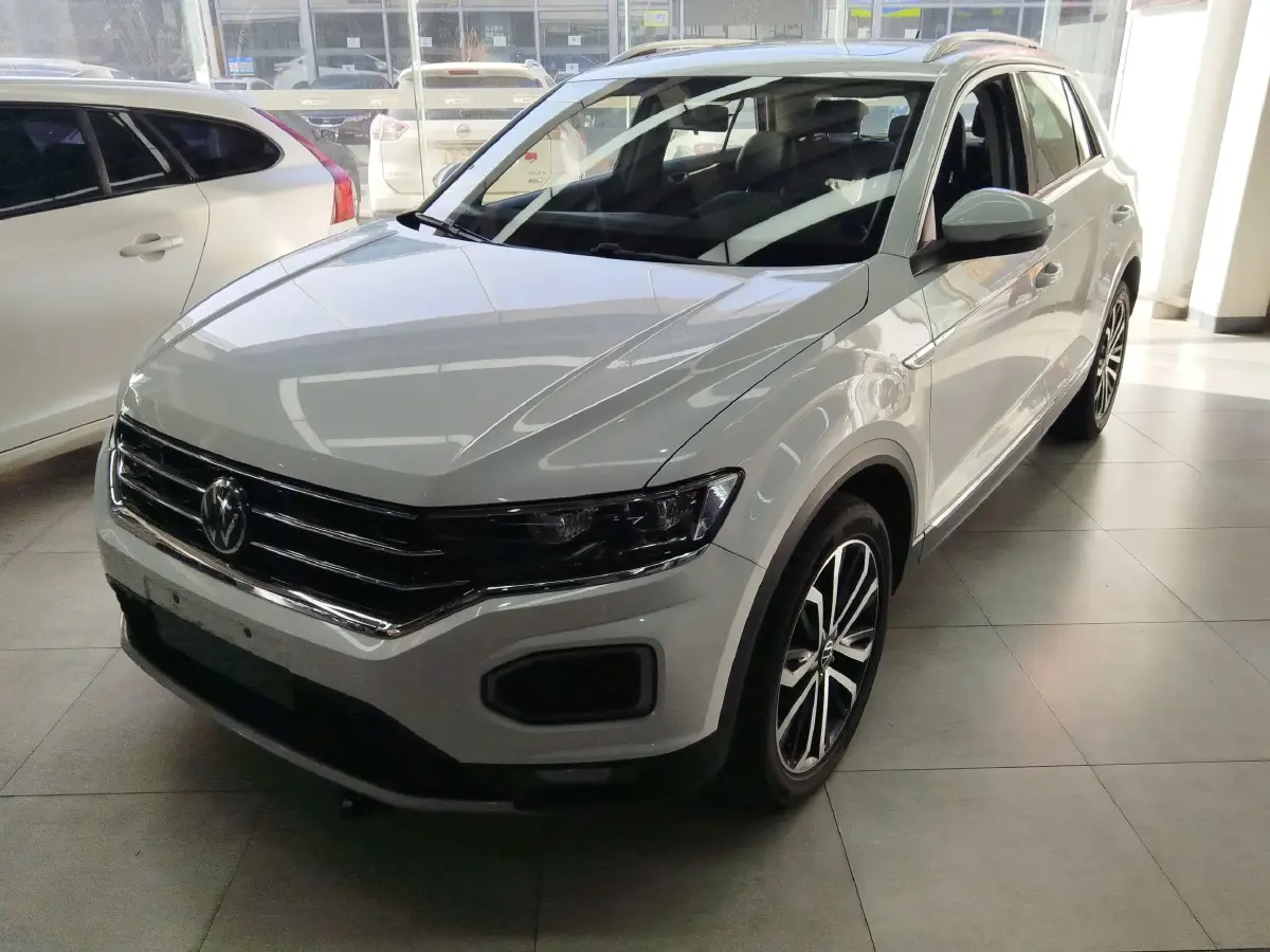 2021 Volkswagen T-Roc 1.4T 150HP L4 7DCT