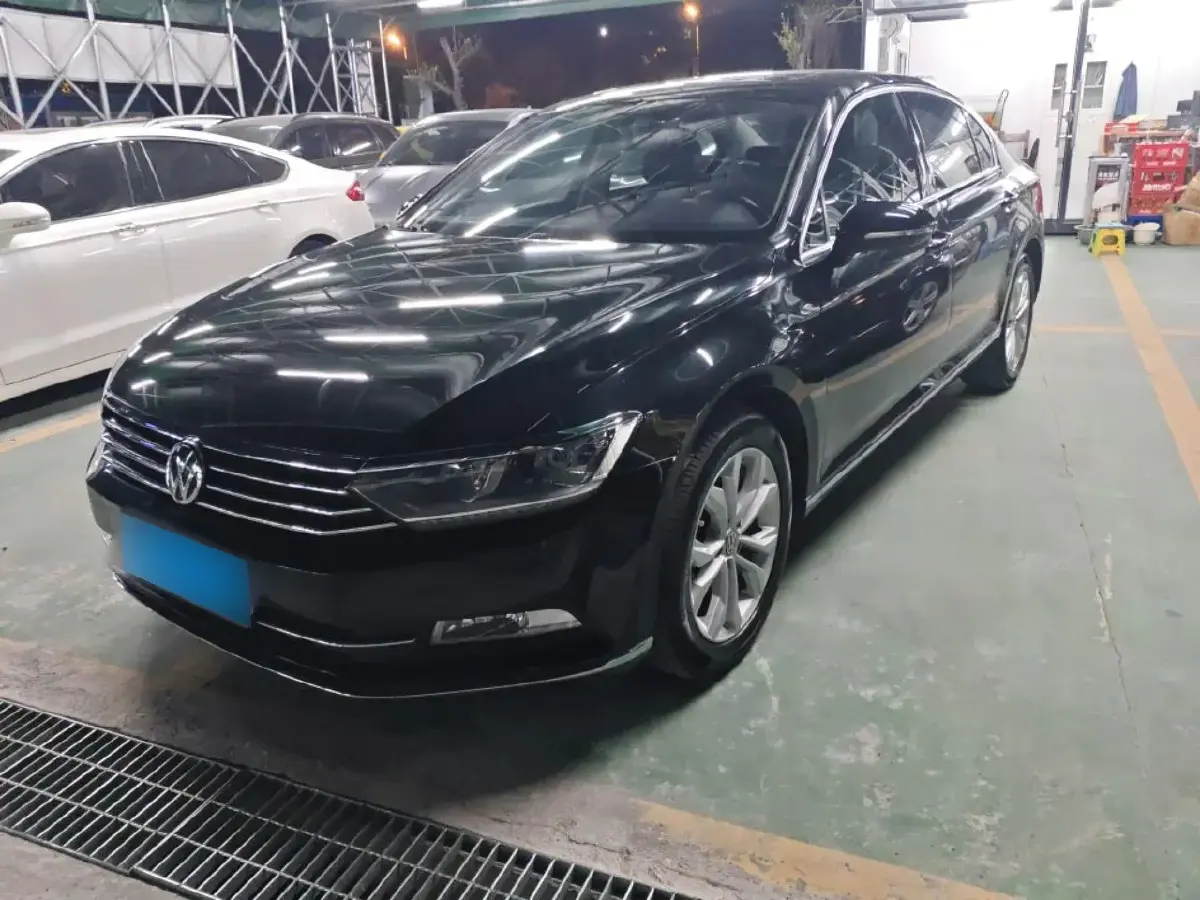 2017 Volkswagen Magotan 1.8T 180HP L4 7DCT