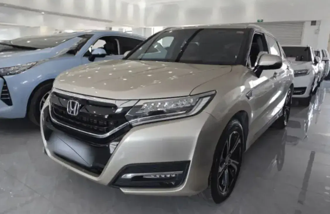 2017 Honda UR-V 2.0T 272HP L4 9AT